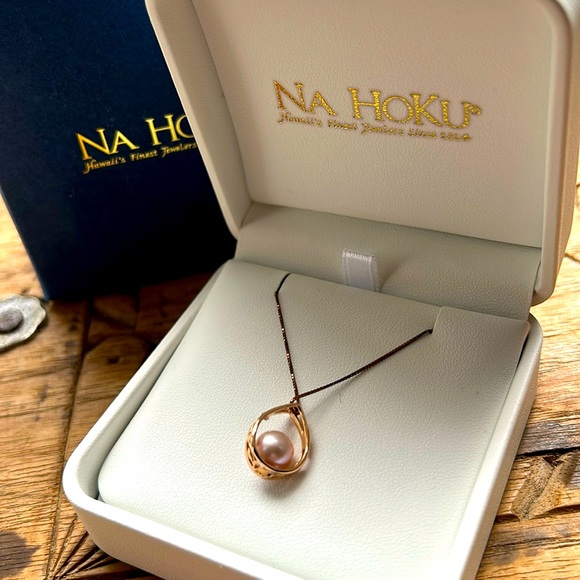 Na Hoku 14k pearl diamond pendant with 14k necklace - Picture 4 of 8